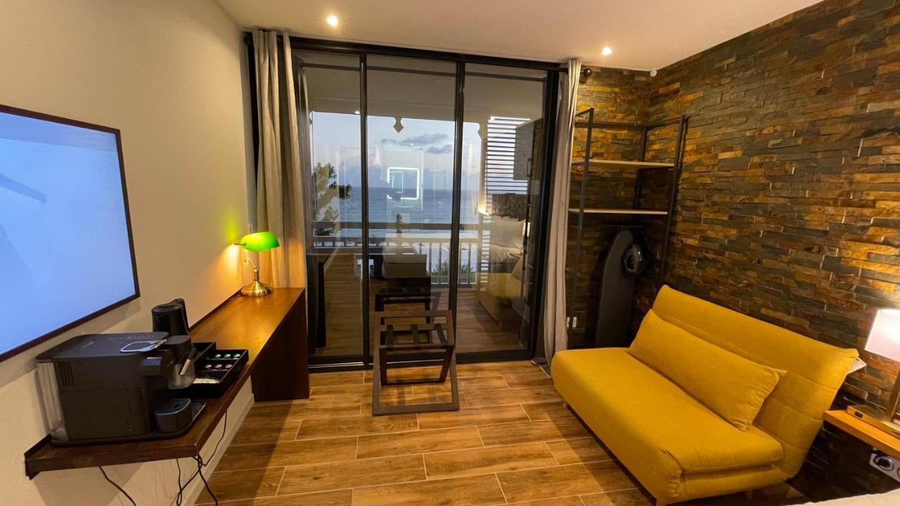 Vue Mer & Rocher - Okavango Blue Studio Le Diamant Exterior foto